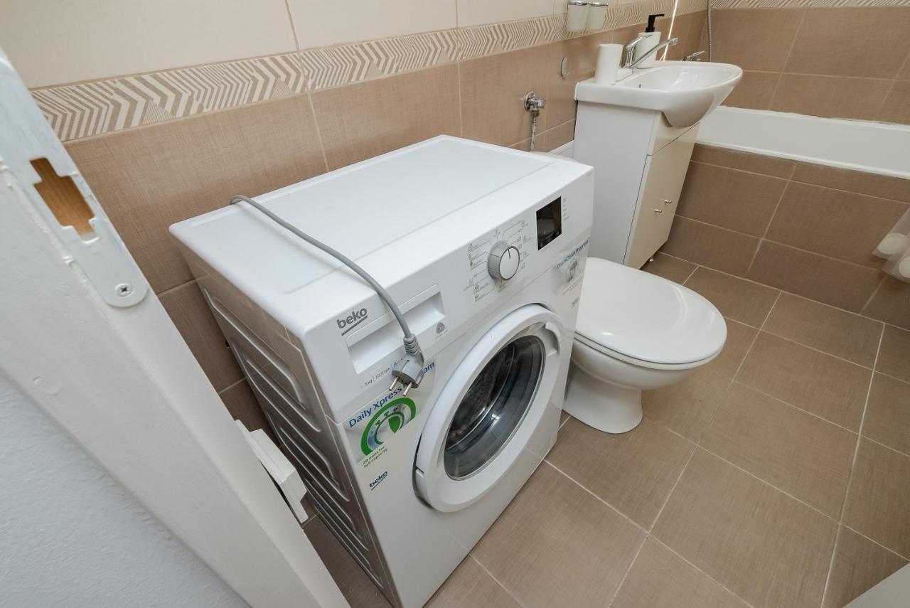 Vlad House Dristor Park Lake Bucureşti Ngoại thất bức ảnh